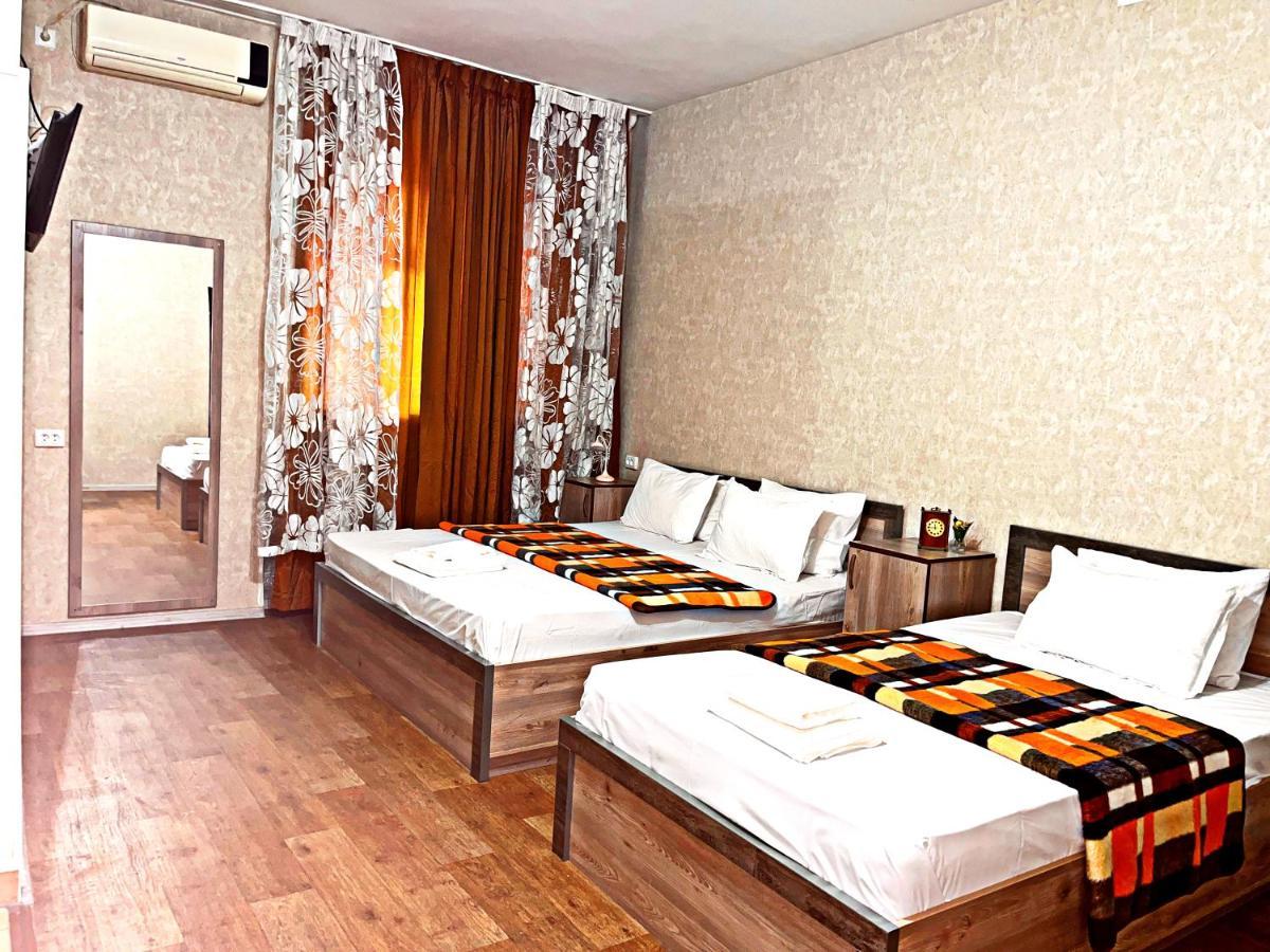 Safar Hotel Ташкент Екстериор снимка